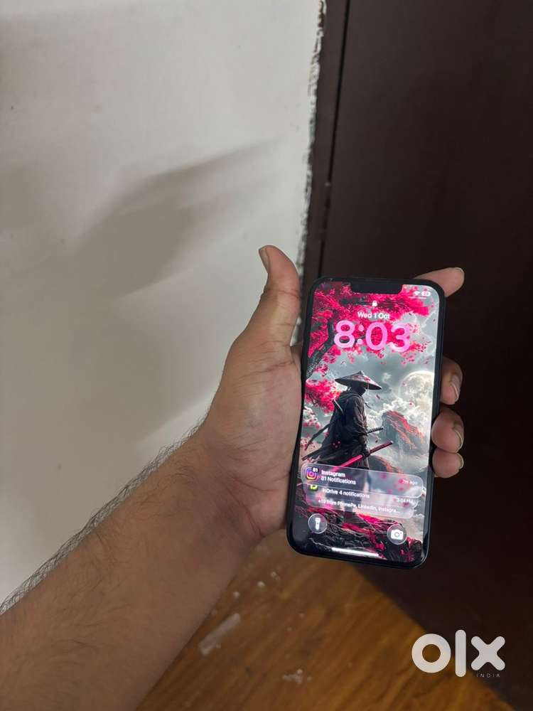 Iphone 13 (4GB/128GB) flawless
