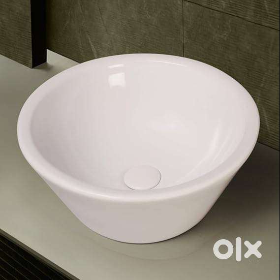 Hindware table top handwash basin white color