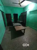 Single room with attached lat-bath