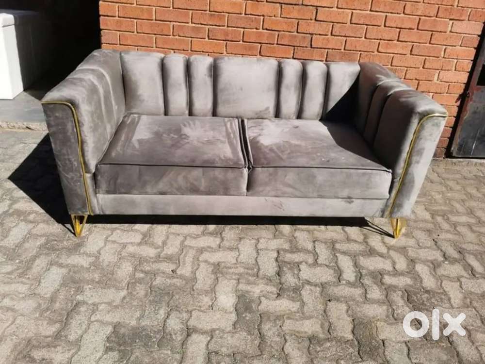 2 SEATER SOFA AVAILABLE IN STARF FURNITURE