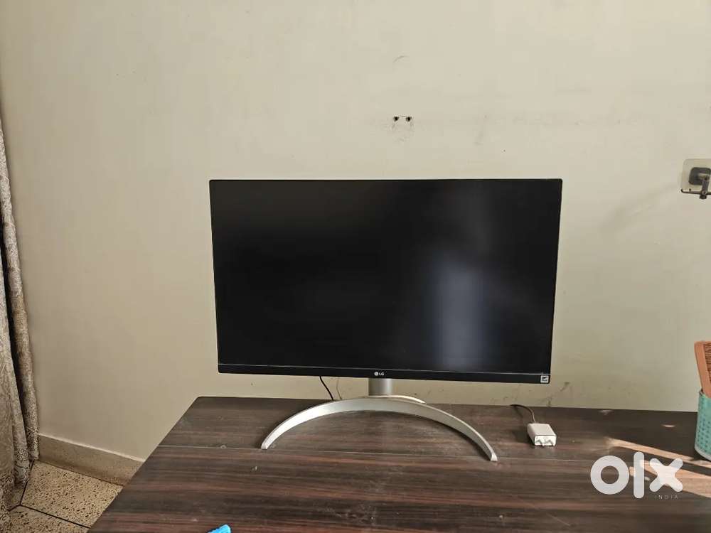 LG 4k 27inch Monitor