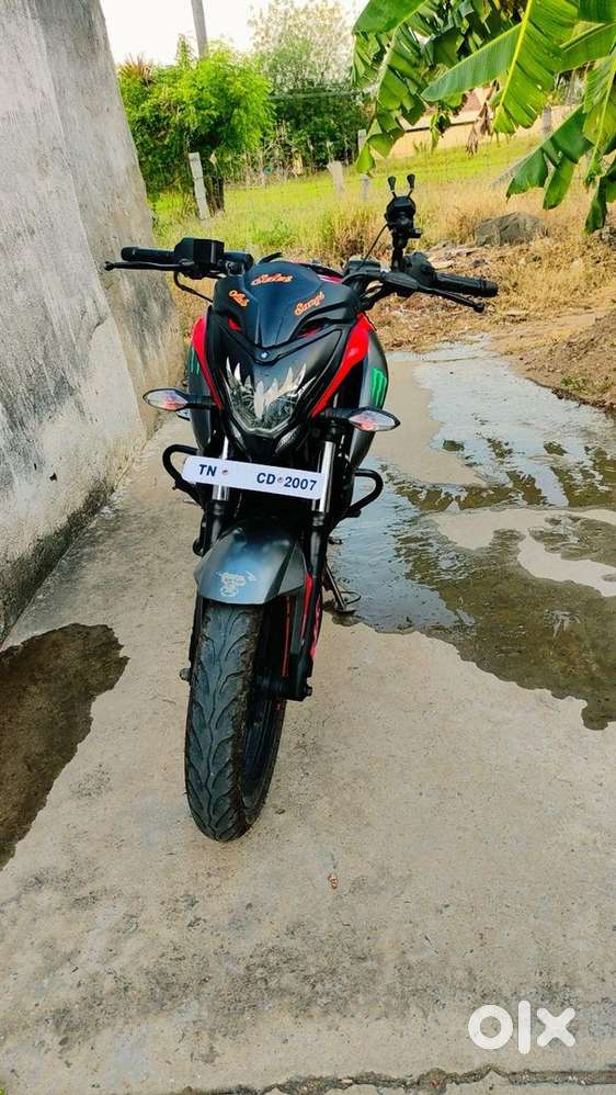 Bajaj pulsar NS200