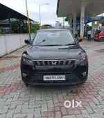 Mahindra XUV300 W6, 2023, Petrol