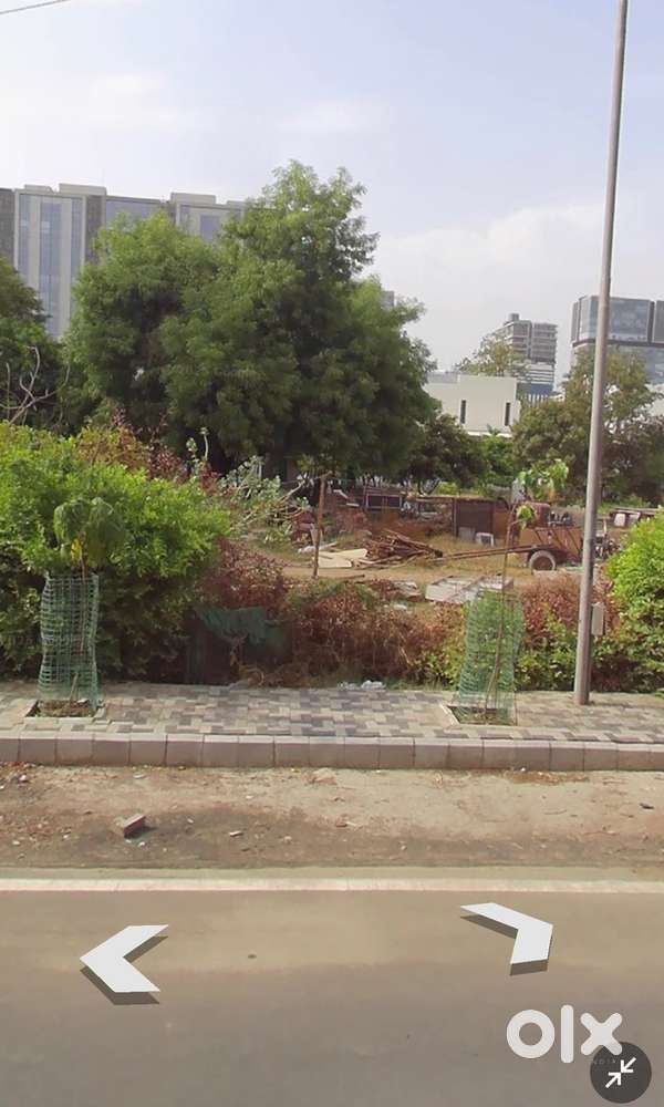 2000 yd. Plot for Rent at Iscon - Ambli Road.