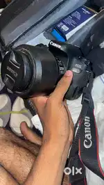 77D canon camera