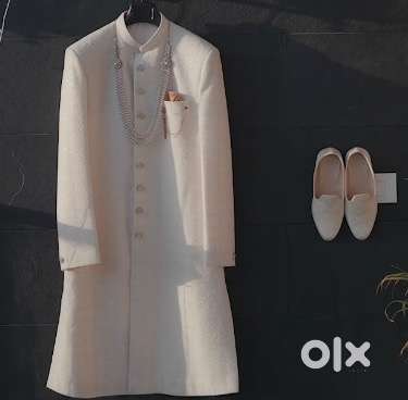 Single tone designer Men’s sherwani