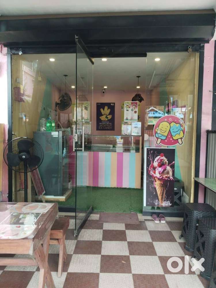 Ice cream Parlor for sale