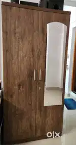 2 Door Wardrobe with mirror