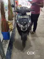 Good condition honda Dio -125,1 st owner,both tyre new