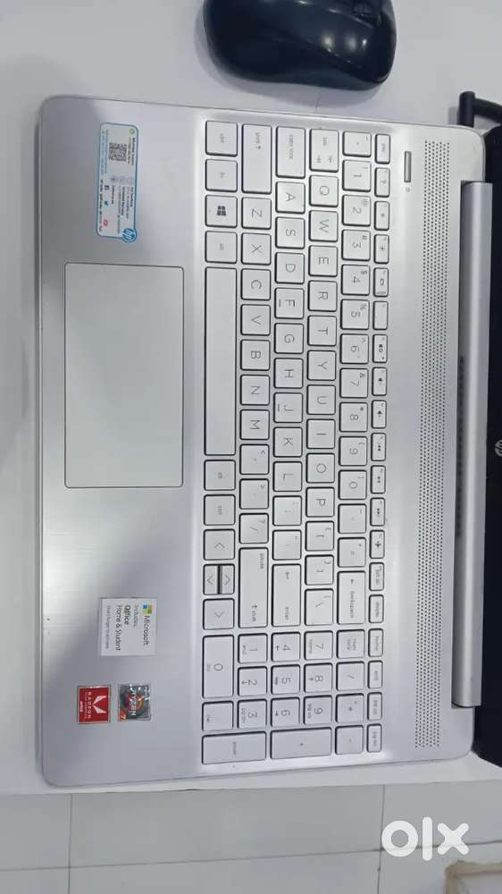 HP 15 - SILVER LAPTOP