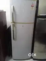 Samsung 318 letter fridge