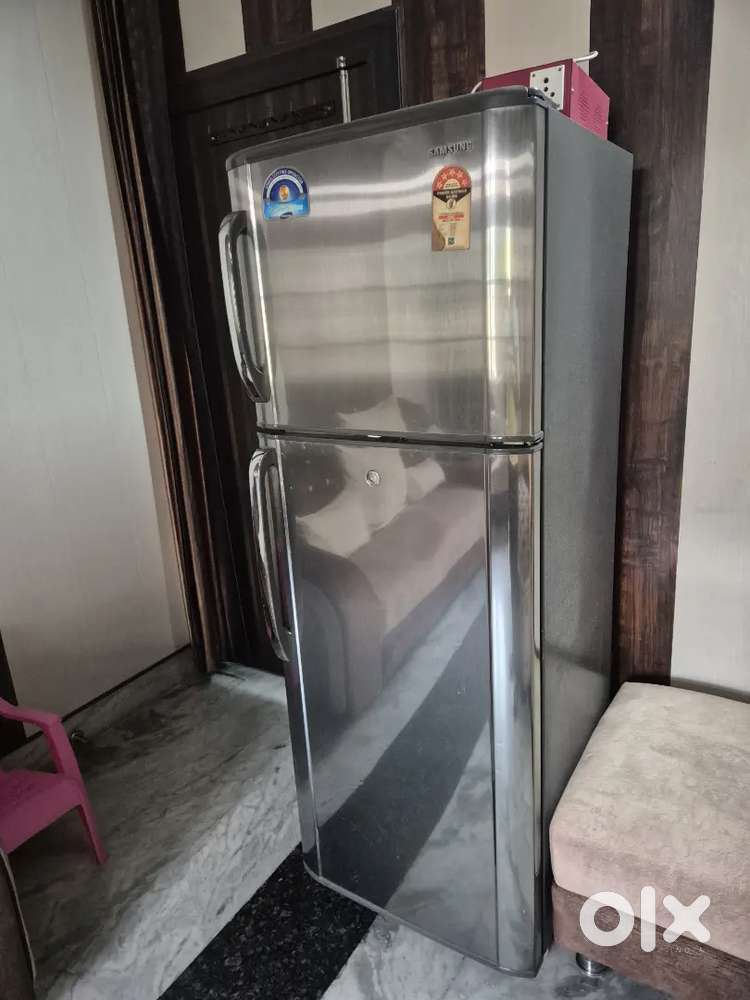 Samsung 2 door 315ltr fridge
