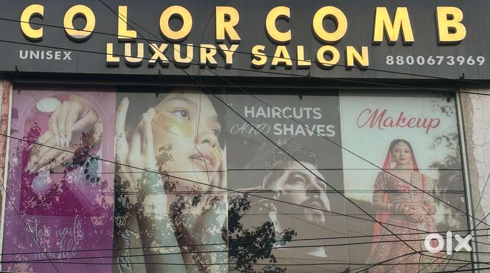 Colorcomb Unisex Luxury Salon