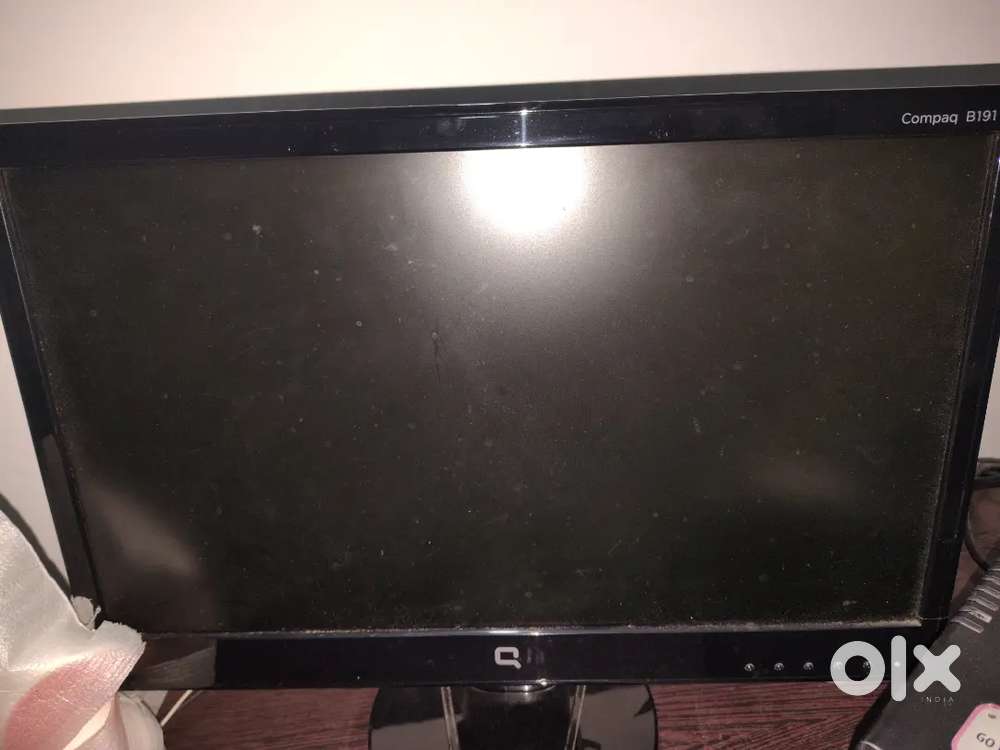 Cpu and monitor along with ups and keyboard