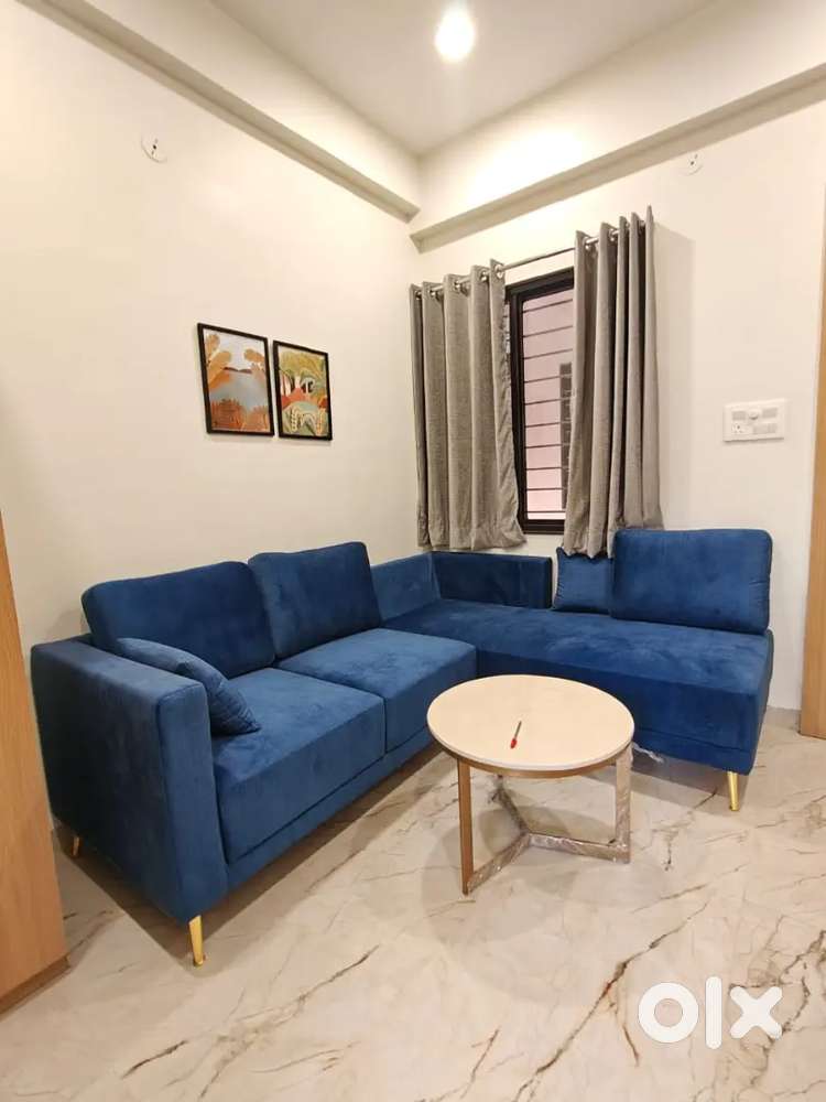 Luxurious Newly 1bhk fully furnished flat for rent in Nipania indore