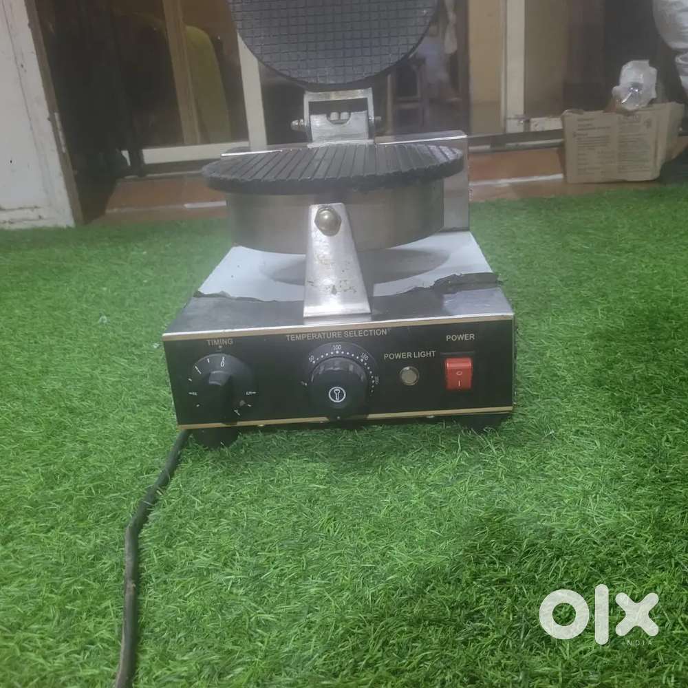 Electronics waffle making machine