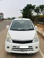 Well maintained maruthi suzuki zen estilo with service record