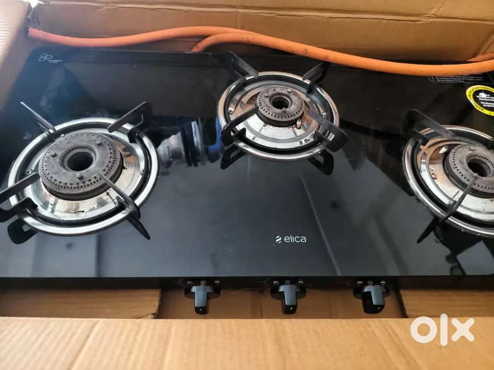 Elica 3 burner gas stove Automatic.
