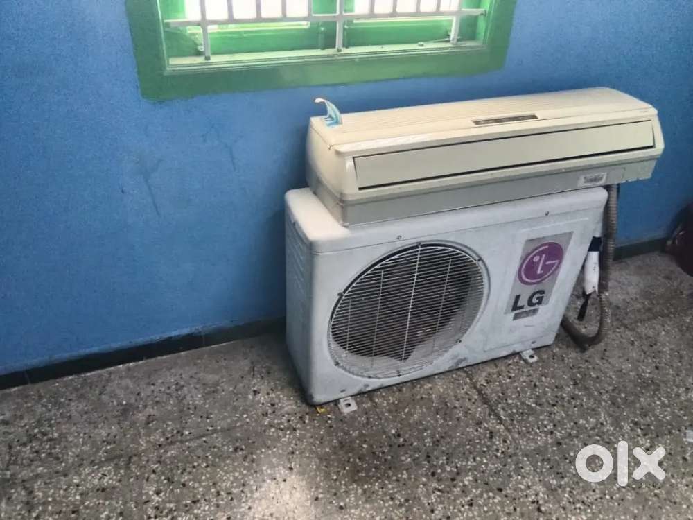 LG ac  1 ton Good condition