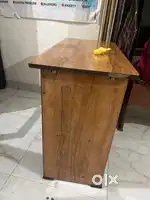 Computer table