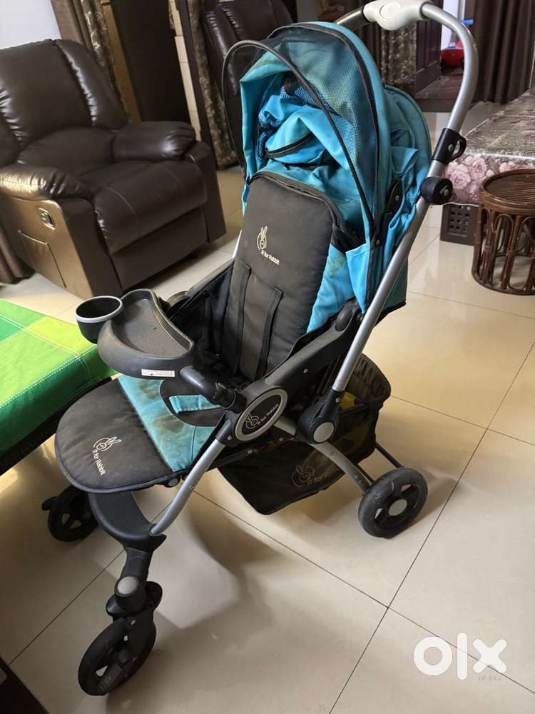 R for Rabbit Pram in excellent working condition