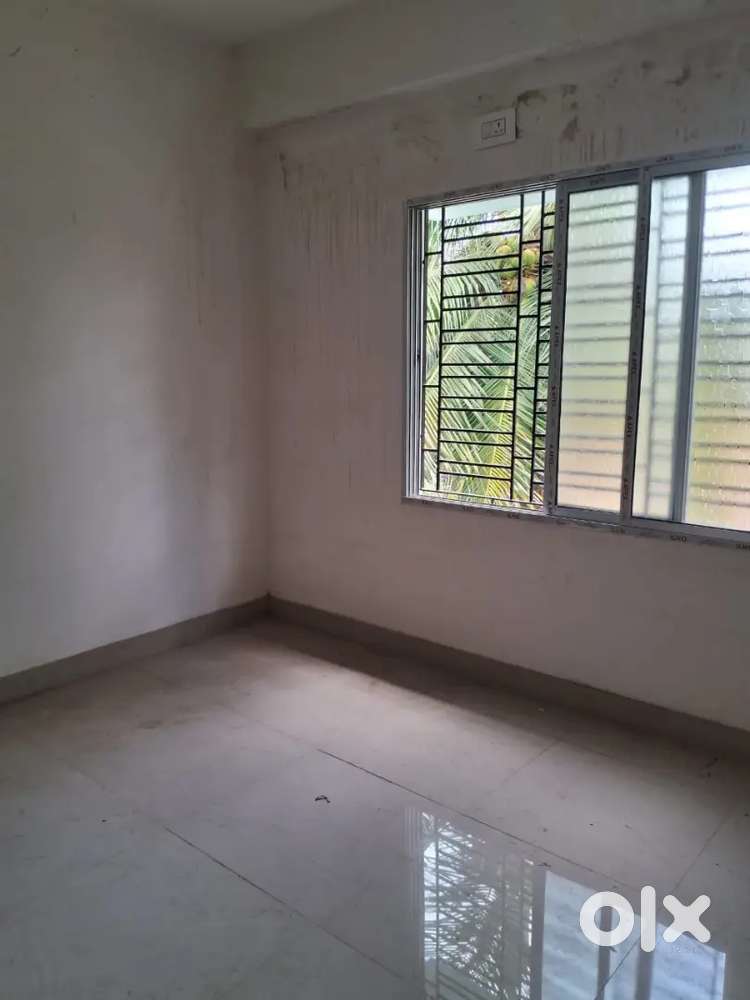 New ready to move 2 BHK flat in Shyamnagar at low price