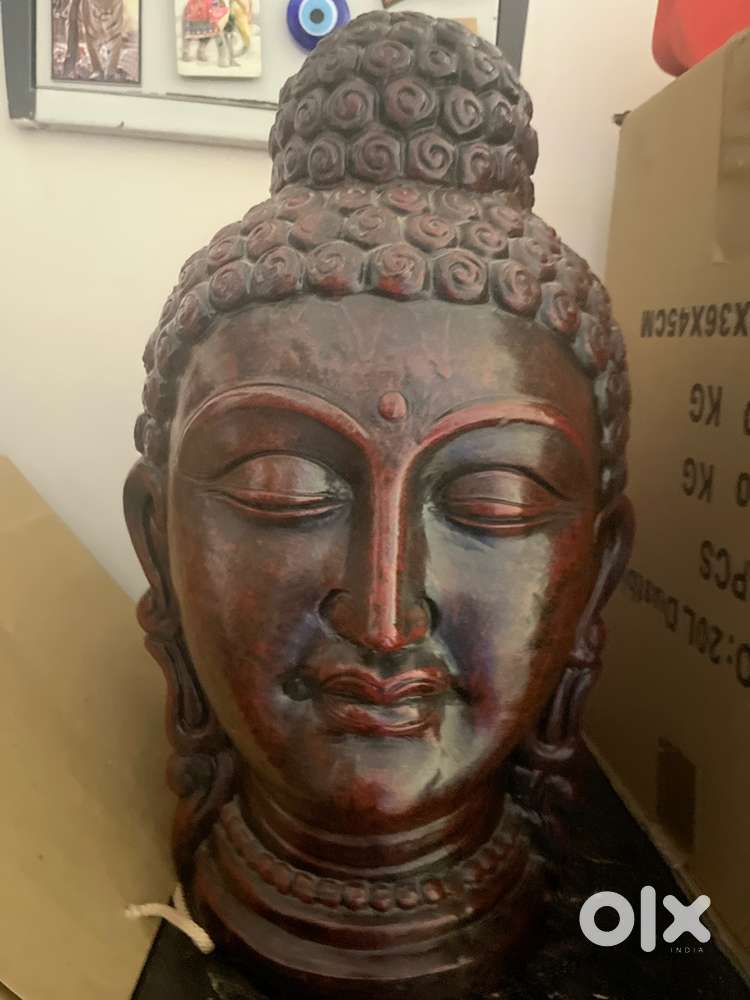Buddha head