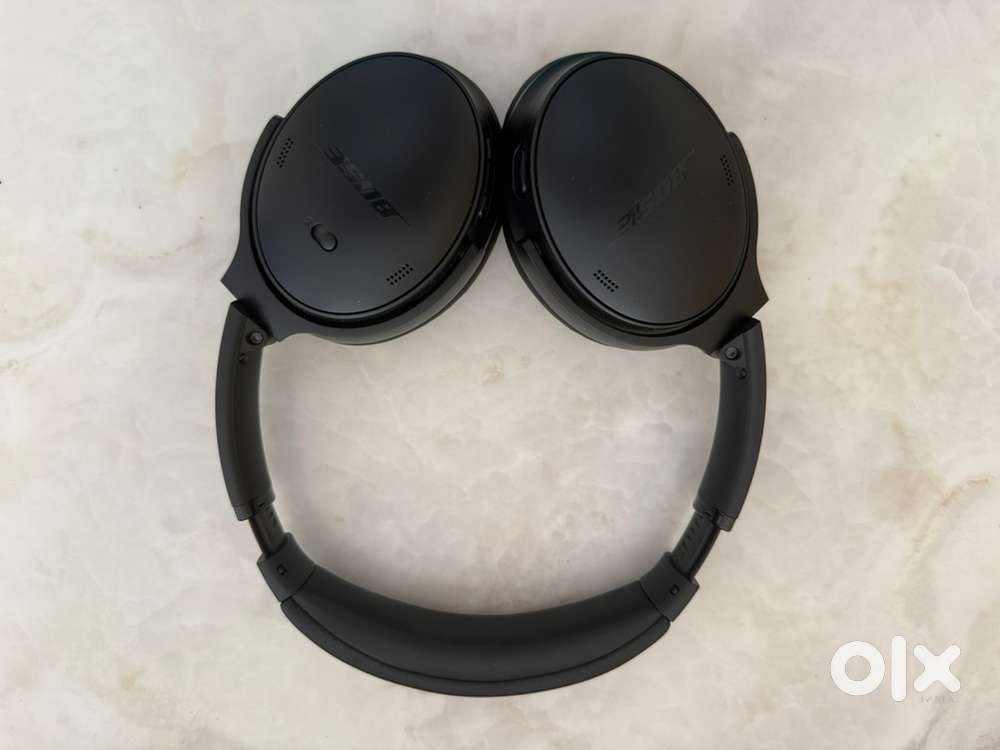 Bose New QuiteComfort Headphone and Sony Headphone for sale
