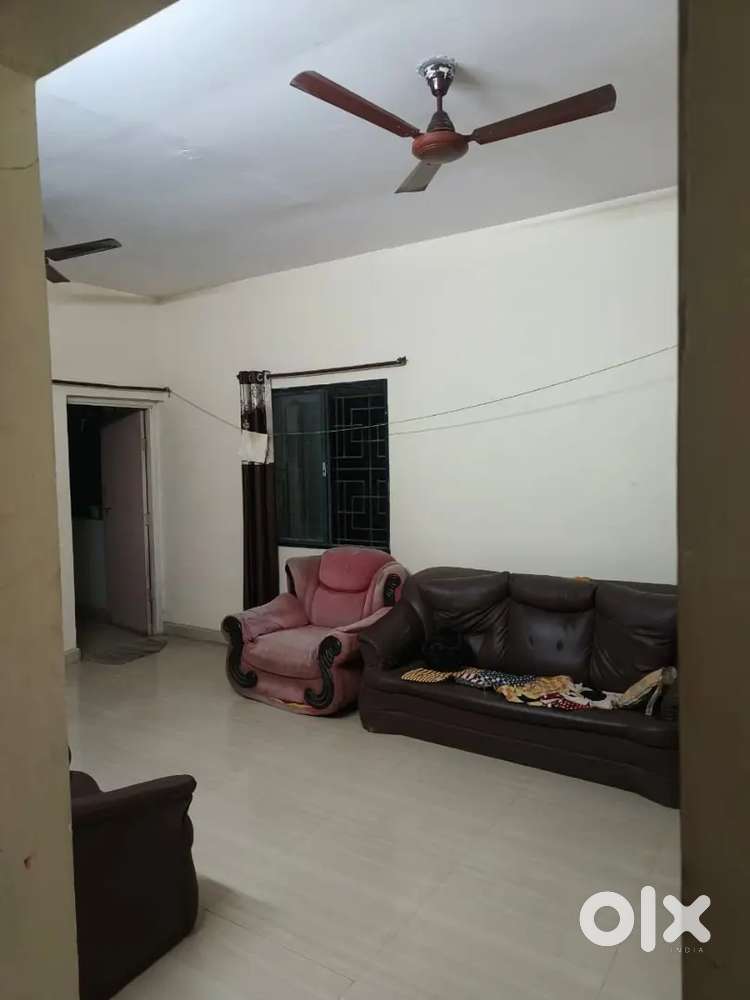 Need 1 or 2 girl roommate