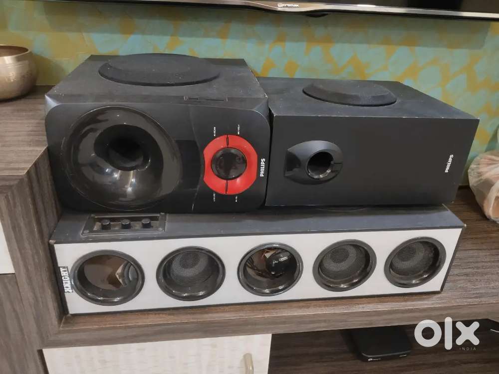 2 Home Speakers