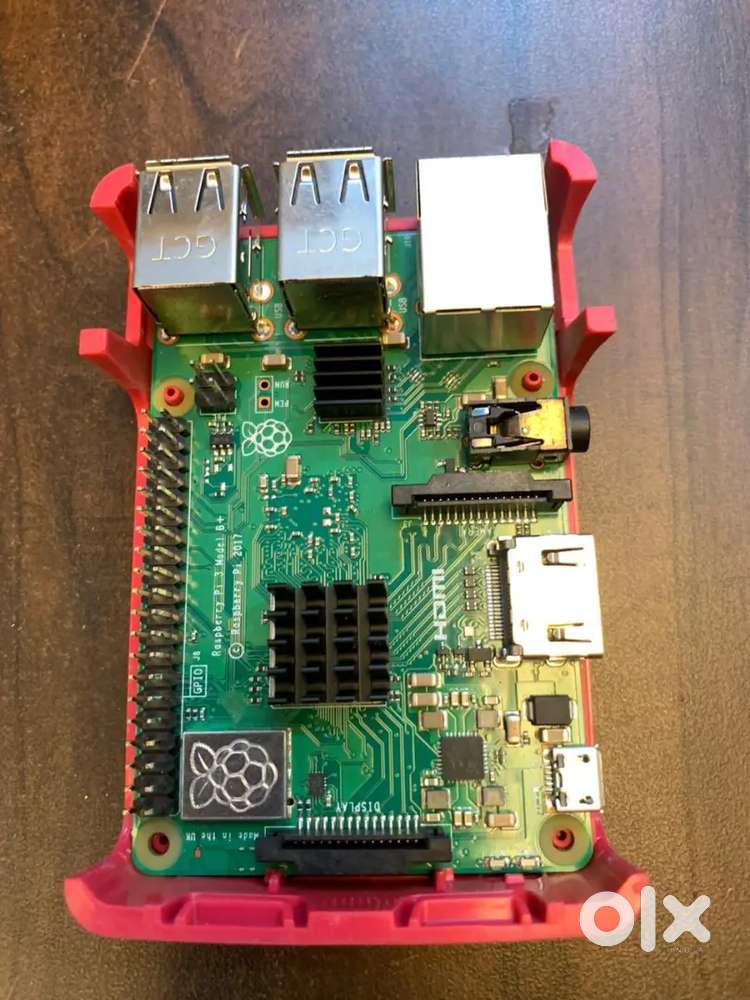 Rasberri pi3+ with case