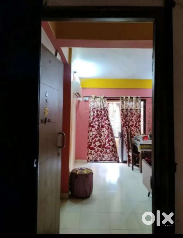 3 BHK Fully Furnished with Car Parking
