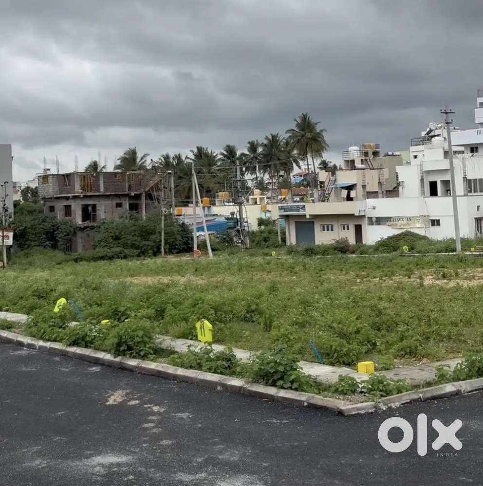 East Facing 30-40 Site at Hootagalli, Mysore . DIRECT OWNER .