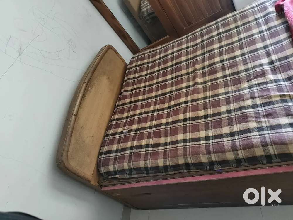 Single bed also can be used as double bed... heavily used