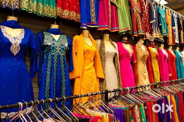 Sales girl needed urgently