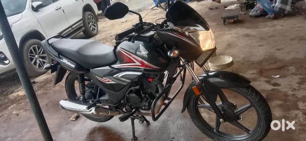 03/08/2023 model single handed drive first owner