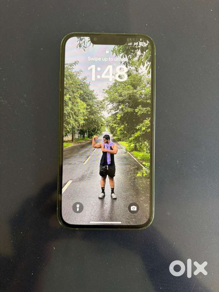 Iphone 13 256gb mint condition