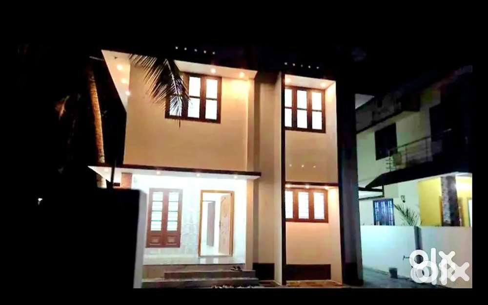 House near Cherthala railway station 3 BHK  5,5 cent