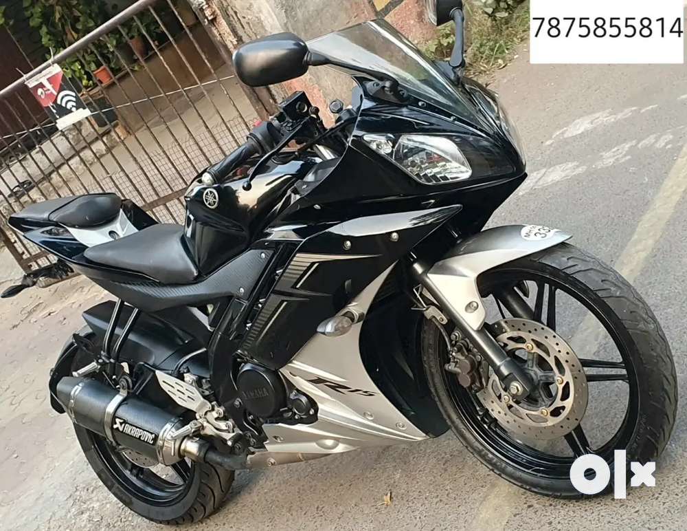YAMAHA R15 V2 IN EXCELLENT SHOWROOM CONDITION
