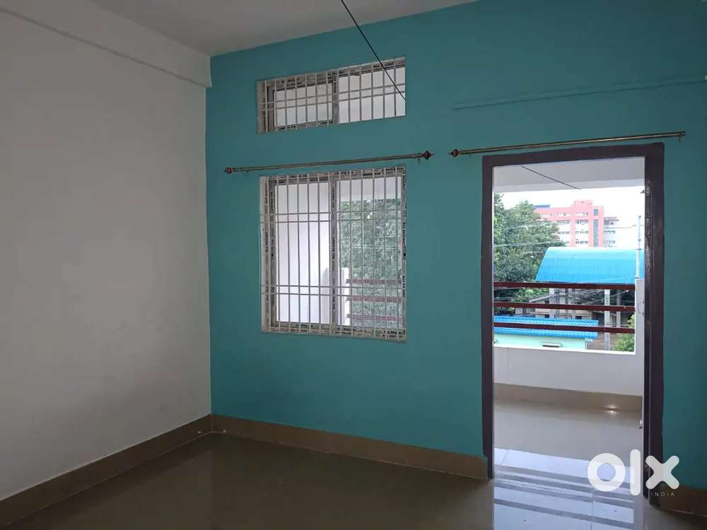 Fully independent new 2bhk flat at ahomgaon lokhra area Running water