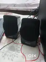 CREATIVE SUBWOOFER AND SPEAKER