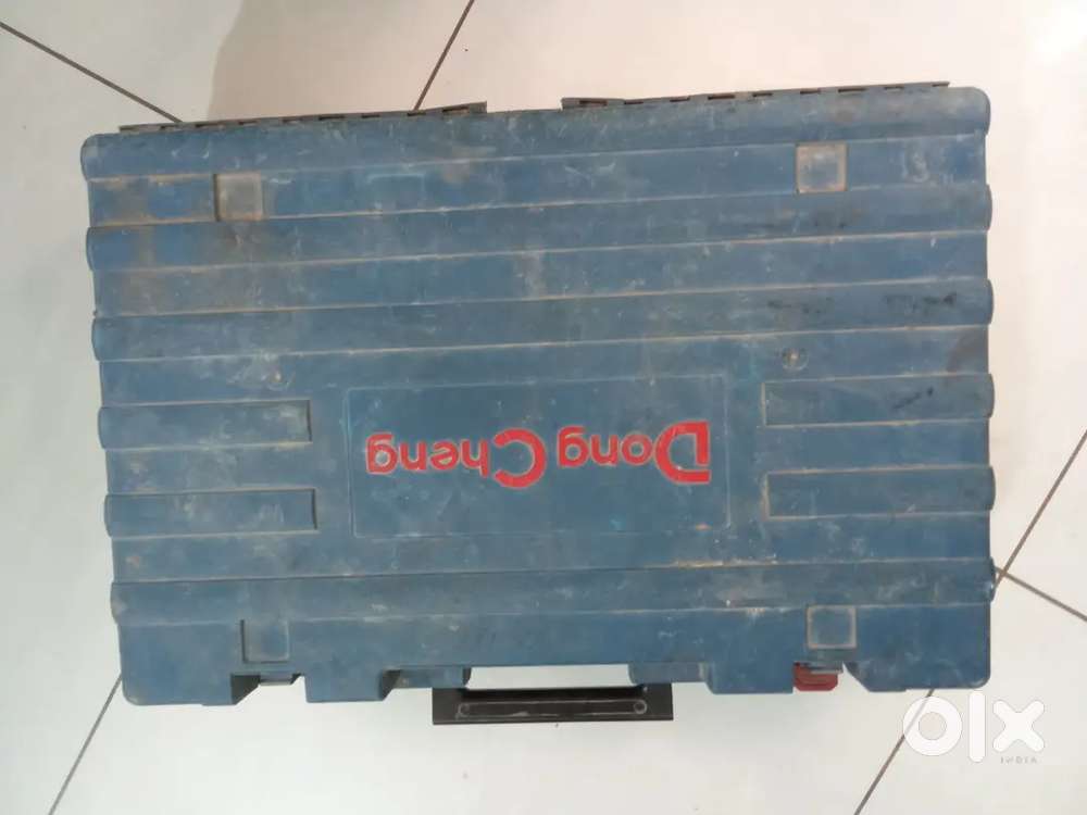 Breaker machine 2 no one no.stiil cutting machine