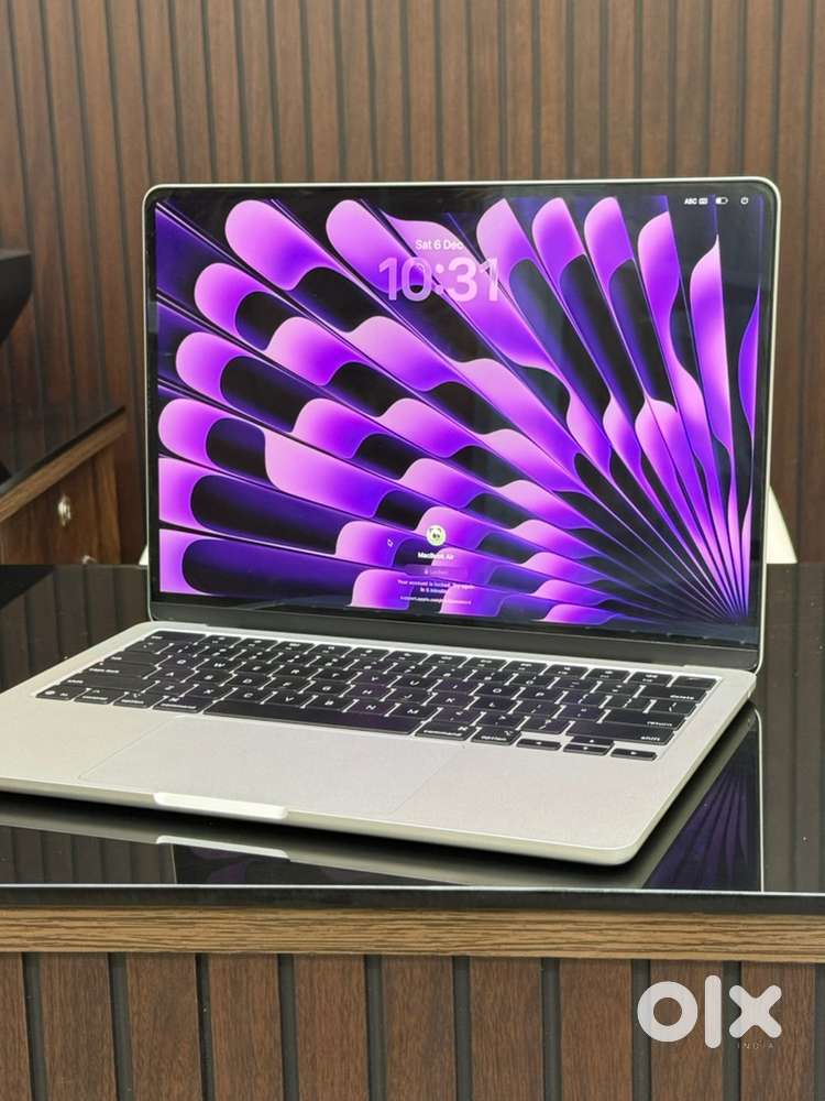 Mackbook Air M4 16/256 just 5 months old