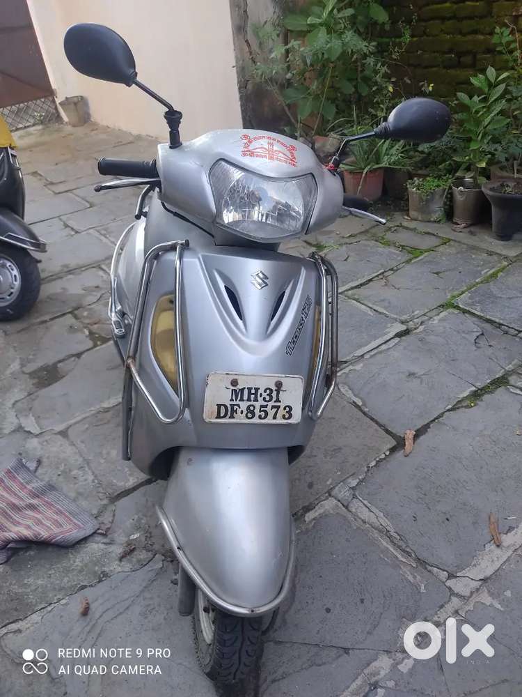 Petrol scooty