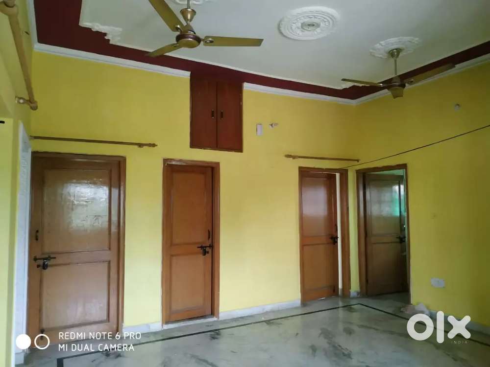 2bhk 1st floor for rent