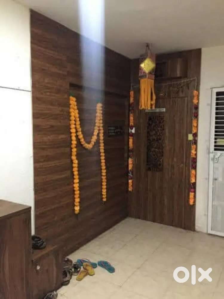 फलेट बंगला ओफिस में वुडन फर्नीचर ऐंड टंकी प्रोजेक्ट समाधान