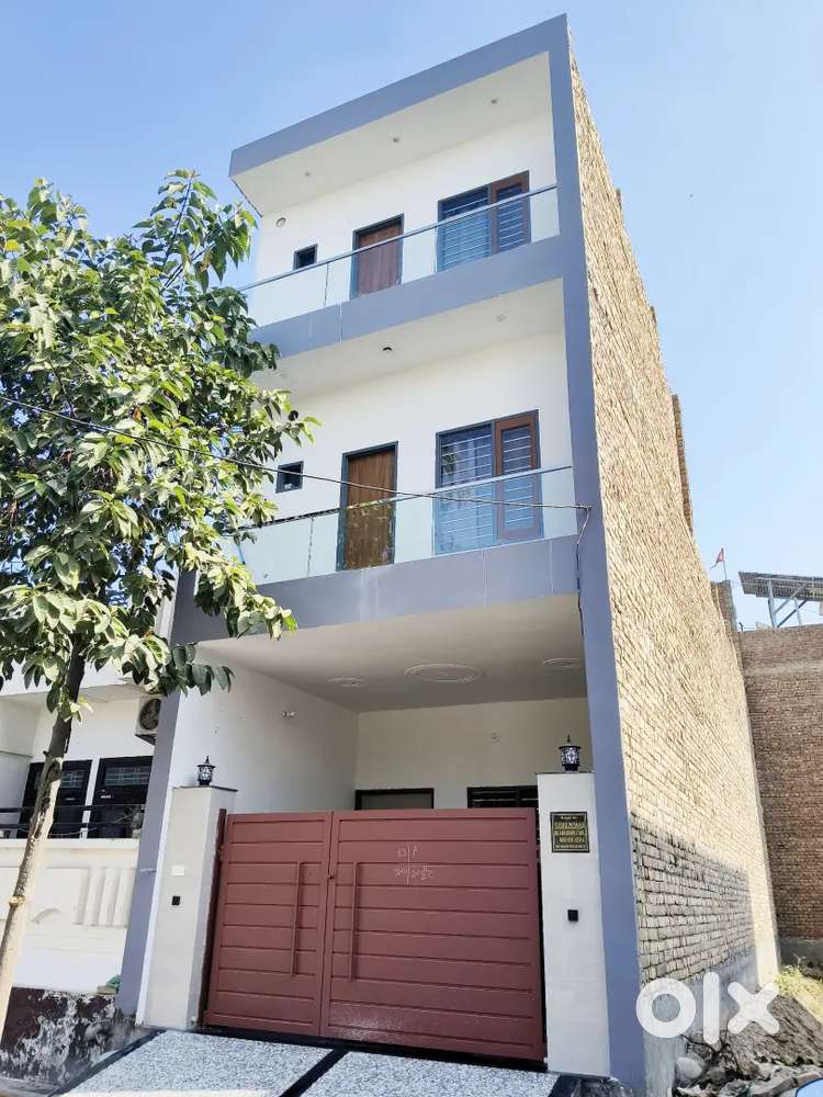 SUPER DELUXE ROOMS FOR RENT