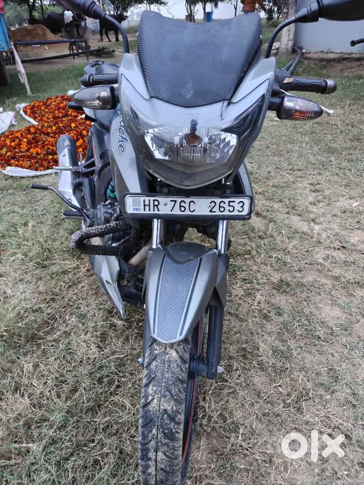 Apache 160,2017 modal Duble disc, single handedly use, 50 km plus aver