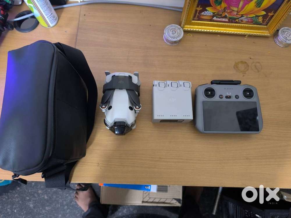 DJI MINI 4 PRO FLY MORE COMBO