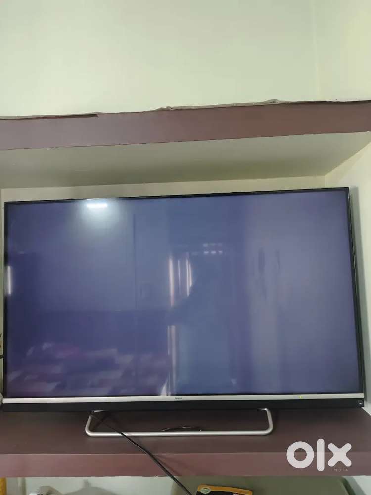 Nokia 55 inch,jbl speaker with 1 free motorola phone worth 8 thousand